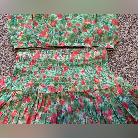 RESET by JANE•Green Rose Shanae Bubble Camisole&Tiered Ruffle Mini Skirt Set - Picture 7 of 9